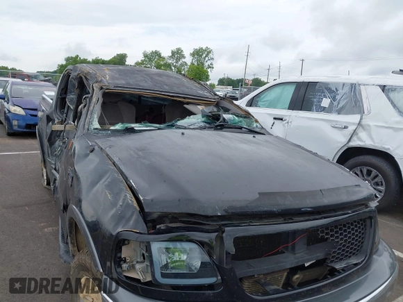 2002 Ford F-150 XL с VIN 1FTRX18L32KB55981, выставлен на аукционе IAAI как лот 42657550 с пробегом Не указан миль и . История ставок и продаж доступна на DreamBid. Изображение 6.
