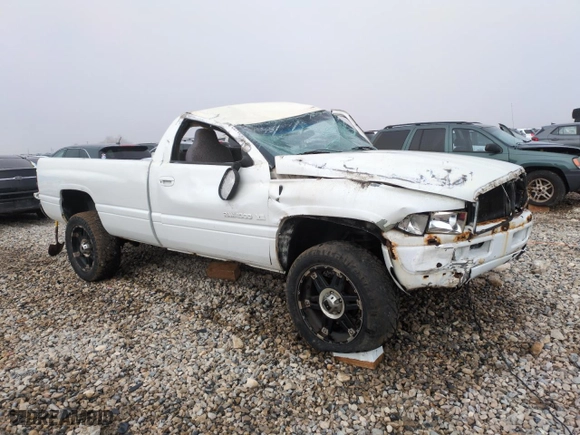 1998 Dodge Ram 1500 with VIN 1B7HF16Y1WS771214, listed as a Copart auction lot 83446254 with 240,257 mi miles and Non Repairable. Bid and sale history available at carsss.com. Image 4.