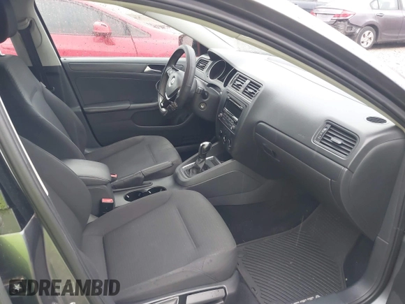 2015 Volkswagen Jetta S с VIN 3VW2K7AJ3FM313436, выставлен на аукционе IAAI как лот 42397215 с пробегом 175 889 миль миль и . История ставок и продаж доступна на DreamBid. Изображение 5.