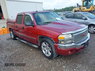 2004 GMC Sierra 1500 SLT z VIN 2GTEC13T241369638, wystawiony jako IAAI lot #42369087 z przebiegiem 144 856 mil mil oraz . Historia ofert i sprzedaży dostępna na DreamBid. Obrazek 1.