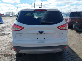 2015 Ford Escape SE with VIN 1FMCU9GX5FUB15747, listed as a IAAI auction lot 41741531 with 95,027 mi miles. Bid and sale history available at carsss.com. Image 16.