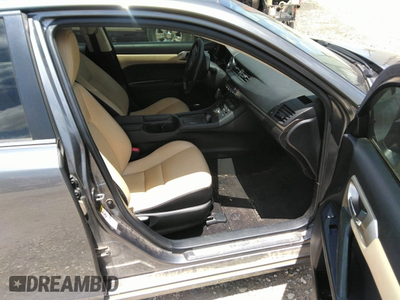 2014 Lexus CT 200h с VIN JTHKD5BHXE2190624, выставлен на аукционе IAAI как лот 42542488 с пробегом 72 282 миль миль и . История ставок и продаж доступна на DreamBid. Изображение 5.
