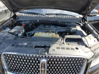 2018 Lincoln Navigator Reserve with VIN 5LMJJ2LT1JEL19536, listed as a Copart auction lot 48356315 with 170,342 mi miles and Clean Title. Bid and sale history available at carsss.com. Image 12.