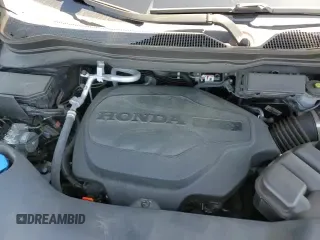 2021 Honda Passport Touring with VIN 5FNYF8H92MB042258, listed as a Copart auction lot 68150945 with 60,684 mi miles and Salvage title. Bid and sale history available at DreamBid. Image 16.