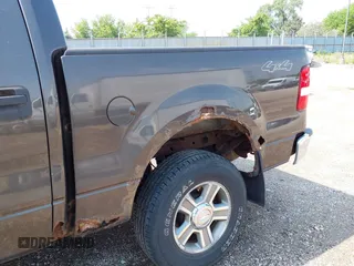 2005 Ford F-150 XLT z VIN 1FTPW14505KE78598, wystawiony jako IAAI lot #42457563 z przebiegiem 84 702 mil mil oraz . Historia ofert i sprzedaży dostępna na DreamBid. Obrazek 6.