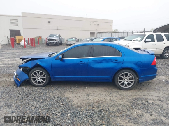 2012 Ford Fusion SE with VIN 3FAHP0HA4CR403923, listed as a IAAI auction lot 41945401 with 189,190 mi miles. Bid and sale history available at carsss.com. Image 14.