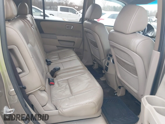 2011 Honda Pilot EX-L with VIN 5FNYF4H68BB038615, listed as a IAAI auction lot 41785830 with 164,324 mi miles and . Bid and sale history available at carsss.com. Image 8.