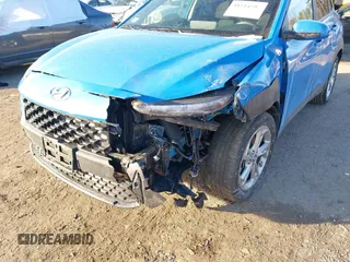 2022 Hyundai Kona SEL z VIN KM8K6CAB3NU923125, wystawiony jako IAAI lot #41014092 z przebiegiem 16 697 mil mil oraz . Historia ofert i sprzedaży dostępna na DreamBid. Obrazek 6.