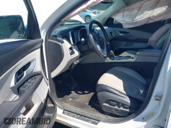 2011 Chevrolet Equinox 2LT z VIN 2CNFLPE50B6394569, wystawiony jako IAAI lot #42008653 z przebiegiem 238 617 mil mil oraz . Historia ofert i sprzedaży dostępna na DreamBid. Obrazek 5.