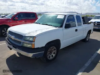 2005 Chevrolet Silverado 1500 LS with VIN 2GCEC19V351168700, listed as a IAAI auction lot 42018925 with 229,386 mi miles. Bid and sale history available at carsss.com. Image 17.
