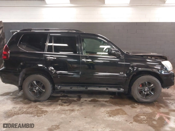 2007 Lexus GX 470 with VIN JTJBT20X070129274, listed as a IAAI auction lot 41706174 with 121,481 mi miles. Bid and sale history available at carsss.com. Image 13.