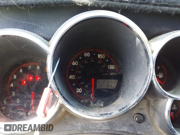 2005 Toyota Matrix STD with VIN 2T1KR32EX5C418877, listed as a IAAI auction lot 42087771 with 219,302 mi miles and . Bid and sale history available at DreamBid. Image 7.