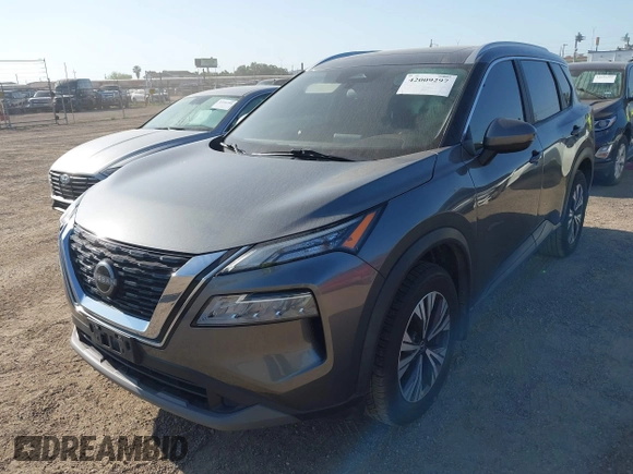 2023 Nissan Rogue SV z VIN 5N1BT3BA8PC674196, wystawiony jako IAAI lot #42009297 z przebiegiem Nie podano mil oraz . Historia ofert i sprzedaży dostępna na DreamBid. Obrazek 6.