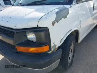 2008 Chevrolet Express Cargo Van with VIN 1GCGG25C181125426, listed as a IAAI auction lot 41726393 with 271,384 mi miles. Bid and sale history available at carsss.com. Image 13.