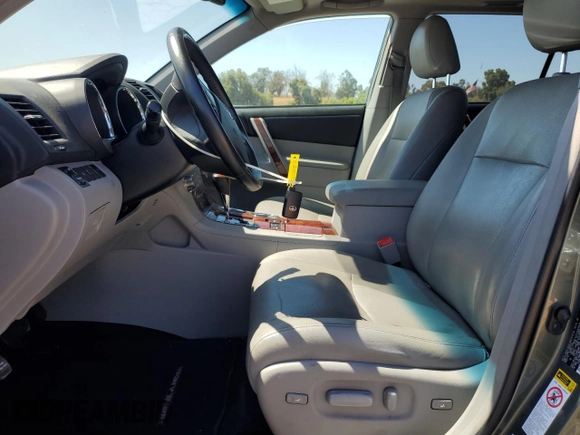 2013 Toyota Highlander Limited with VIN 5TDDK3EH3DS263100, listed as a Copart auction lot 64396525 with 100,076 mi miles and Salvage title. Bid and sale history available at DreamBid. Image 7.