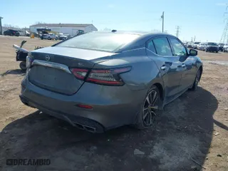 2019 Nissan Maxima S with VIN 1N4AA6AV0KC373884, listed as a IAAI auction lot 41585114 with 190,811 mi miles. Bid and sale history available at carsss.com. Image 4.