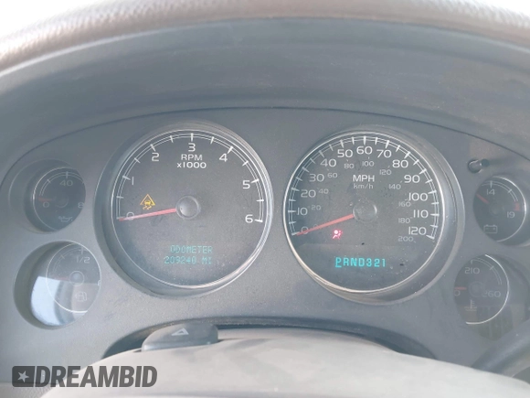 2007 GMC Sierra 1500 with VIN 3GTEK13Y17G517689, listed as a IAAI auction lot 41996422 with 209,240 mi miles and . Bid and sale history available at DreamBid. Image 7.