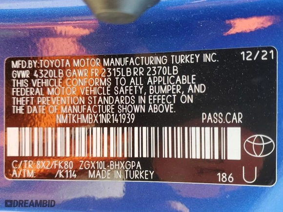 2022 Toyota C-HR XLE with VIN NMTKHMBX1NR141939, listed as a Copart auction lot 52194464 with 17,387 mi miles and Salvage Title. Bid and sale history available at carsss.com. Image 12.