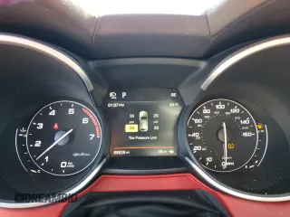 2019 Alfa Romeo Stelvio Ti Lusso z VIN ZASPAKBN2K7C49899, wystawiony jako Copart lot #77323474 z przebiegiem 88 826 mil mil oraz Szkoda całkowita • Salvage title. Historia ofert i sprzedaży dostępna na DreamBid. Obrazek 9.