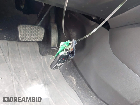 2020 Buick Encore GX Essence with VIN KL4MMFSL0LB134977, listed as a IAAI auction lot 42289541 with 55,021 mi miles and . Bid and sale history available at DreamBid. Image 11.