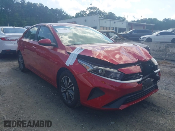 2024 Kia Forte LXS z VIN 3KPF24AD4RE746100, wystawiony jako IAAI lot #42257968 z przebiegiem 34 015 mil mil oraz . Historia ofert i sprzedaży dostępna na DreamBid. Obrazek 1.
