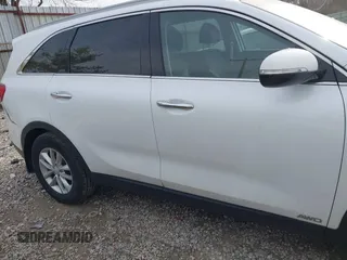 2018 Kia Sorento LX with VIN 5XYPGDA3XJG424355, listed as a IAAI auction lot 41832873 with 114,254 mi miles. Bid and sale history available at carsss.com. Image 13.