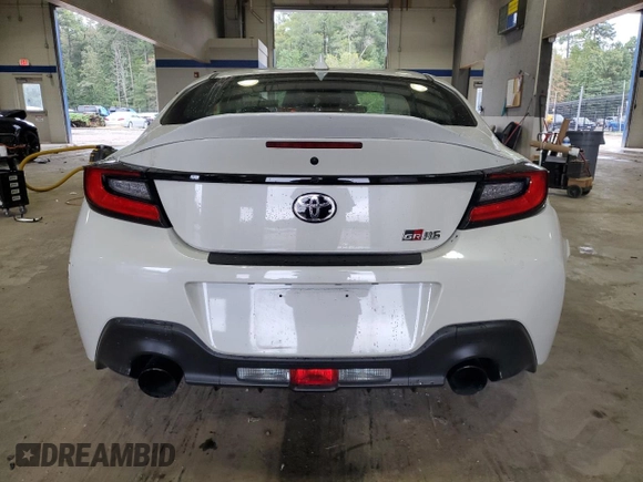 2023 Toyota GR86 Premium with VIN JF1ZNBE10P9765758, listed as a Copart auction lot 72064734 with 9,651 mi miles and Salvage Title. Bid and sale history available at carsss.com. Image 6.