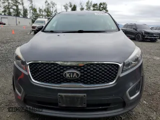 2018 Kia Sorento LX with VIN 5XYPGDA55JG365362, listed as a Copart auction lot 54647945 with 110,487 mi miles and Salvage Title. Bid and sale history available at carsss.com. Image 5.