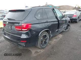 2015 BMW X5 xDrive35i z VIN 5UXKR0C59F0K65982, wystawiony jako IAAI lot #41827942 z przebiegiem 81 019 mil mil oraz . Historia ofert i sprzedaży dostępna na DreamBid. Obrazek 4.