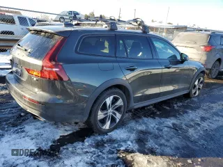2020 Volvo V60 z VIN YV4102WK8L1039973, wystawiony jako Copart lot #37565654 z przebiegiem 28 201 mil mil oraz . Historia ofert i sprzedaży dostępna na DreamBid. Obrazek 3.