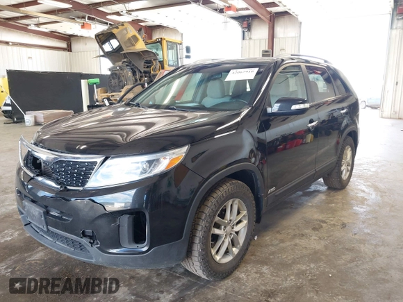 2014 Kia Sorento LX with VIN 5XYKTCA64EG541574, listed as a IAAI auction lot 42067910 with 144,234 mi miles and . Bid and sale history available at carsss.com. Image 18.