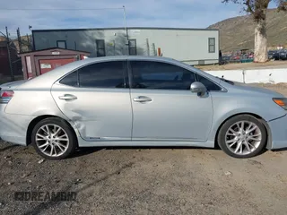 2010 Lexus HS 250h with VIN JTHBB1BA8A2014764, listed as a IAAI auction lot 41685788 with 356,543 mi miles and . Bid and sale history available at DreamBid. Image 13.