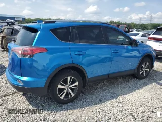2017 Toyota RAV4 XLE with VIN JTMWFREV6HJ714920, listed as a Copart auction lot 63988704 with 61,221 mi miles and Salvage Title. Bid and sale history available at DreamBid. Image 3.