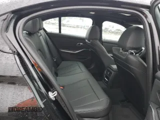 2025 BMW 3 Series 330i xDrive with VIN 3MW89CW02S8F06050, listed as a Copart auction lot 41817495 with 1,709 mi miles and Salvage Title. Bid and sale history available at carsss.com. Image 10.