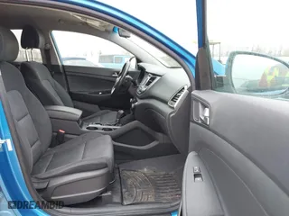 2017 Hyundai Tucson Value with VIN KM8J33A20HU474754, listed as a IAAI auction lot 41353343 with 152,897 mi miles. Bid and sale history available at carsss.com. Image 5.
