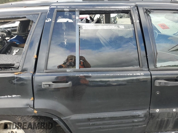 1998 Jeep Grand Cherokee Laredo with VIN 1J4GZ48S3WC341329, listed as a Copart auction lot 72420204 with 0 mi miles and Clean Title. Bid and sale history available at carsss.com. Image 11.