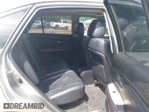 2005 Lexus RX 330 z VIN 2T2HA31U05C051638, wystawiony jako IAAI lot #42344780 z przebiegiem 294 093 mil mil oraz . Historia ofert i sprzedaży dostępna na DreamBid. Obrazek 8.