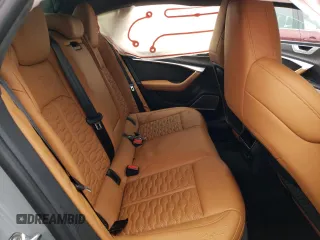 2021 Audi RS 7 z VIN WUAPCBF26MN906501, wystawiony jako Copart lot #37039103 z przebiegiem Nie podano mil oraz . Historia ofert i sprzedaży dostępna na DreamBid. Obrazek 10.