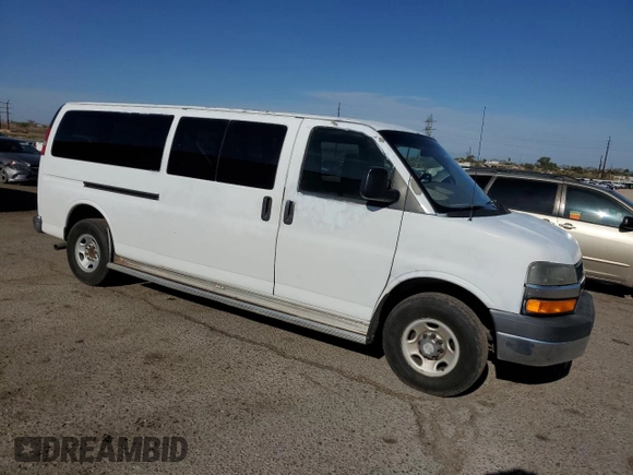 2008 Chevrolet Express Passenger with VIN 1GAHG39K881219176, listed as a Copart auction lot 63351815 with 232,917 mi miles and Clean title. Bid and sale history available at DreamBid. Image 4.