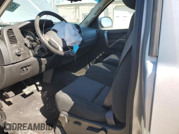 2011 Chevrolet Silverado 1500 LT with VIN 1GCNKSE07BZ426304, listed as a Copart auction lot 47527135 with 73,612 mi miles and Salvage Title. Bid and sale history available at DreamBid. Image 7.