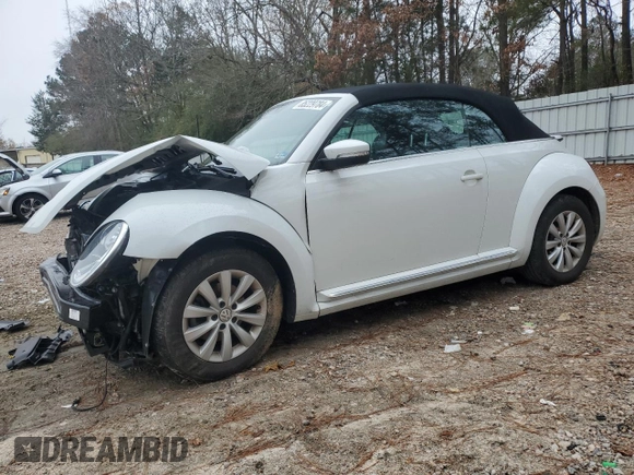 2018 Volkswagen Beetle S with VIN 3VW5DAAT8JM512819, listed as a Copart auction lot 85229784 with Not provided miles and Salvage title. Bid and sale history available at DreamBid. Image 1.