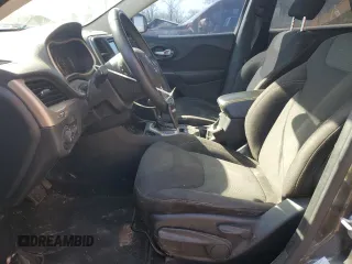 2016 Jeep Cherokee 75th Anniversary z VIN 1C4PJLCB6GW164919, wystawiony jako Copart lot #48979095 z przebiegiem 202 880 mil mil oraz Szkoda całkowita • Salvage title. Historia ofert i sprzedaży dostępna na DreamBid. Obrazek 7.
