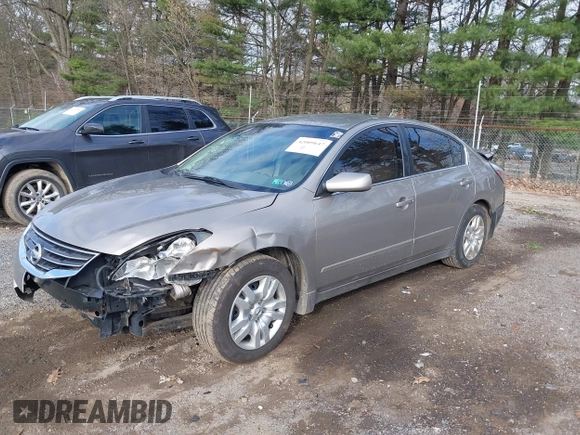 2011 Nissan Altima 2.5 S with VIN 1N4AL2AP3BN485555, listed as a IAAI auction lot 42009647 with 121,017 mi miles. Bid and sale history available at carsss.com. Image 2.