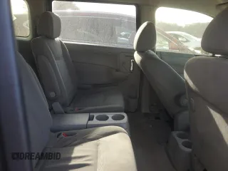 2015 Nissan Quest SV z VIN JN8AE2KP6F9130272, wystawiony jako Copart lot #42301055 z przebiegiem 282 779 mil mil oraz Tytuł czysty. Historia ofert i sprzedaży dostępna na DreamBid. Obrazek 11.
