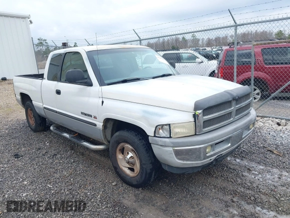 2000 Dodge 1500 with VIN 3B7HC13Z8YM207318, listed as a IAAI auction lot 41417475 with 232,453 mi miles and . Bid and sale history available at DreamBid. Image 1.