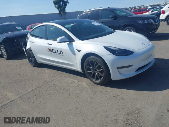 2022 Tesla Model 3 with VIN 5YJ3E1EA2NF245817, listed as a IAAI auction lot 41976493 with 32,710 mi miles and . Bid and sale history available at DreamBid. Image 1.