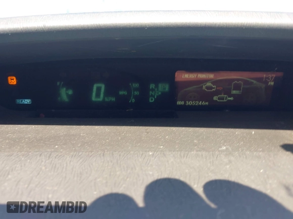 2015 Toyota Prius Four with VIN JTDKN3DU2F0471844, listed as a IAAI auction lot 42192439 with 305,246 mi miles. Bid and sale history available at carsss.com. Image 7.