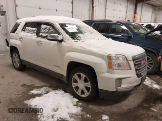 2017 GMC Terrain SLT z VIN 2GKFLUE36H6200710, wystawiony jako IAAI lot #41622409 z przebiegiem 121 391 mil mil oraz . Historia ofert i sprzedaży dostępna na DreamBid. Obrazek 1.