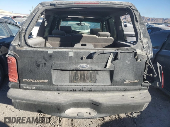 2001 Ford Explorer with VIN 1FMDU85P71UB08115, listed as a Copart auction lot 81656684 with 260,201 mi miles and Non repairable. Bid and sale history available at DreamBid. Image 6.