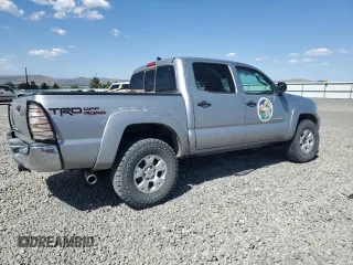 2015 Toyota Tacoma with VIN 3TMLU4EN2FM179631, listed as a Copart auction lot 57769855 with 106,288 mi miles and Salvage title. Bid and sale history available at DreamBid. Image 3.